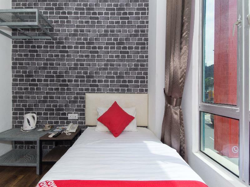 Oyo 127 The Reeds Hotel 쿠알라룸푸르 외부 사진
